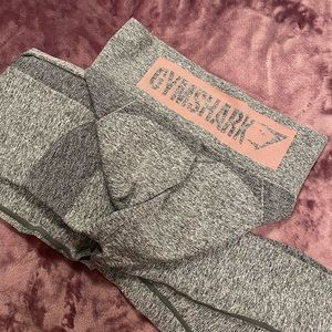 Gray gymshark leggings
